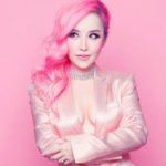 xiaxue, pink, top singapore, blogger