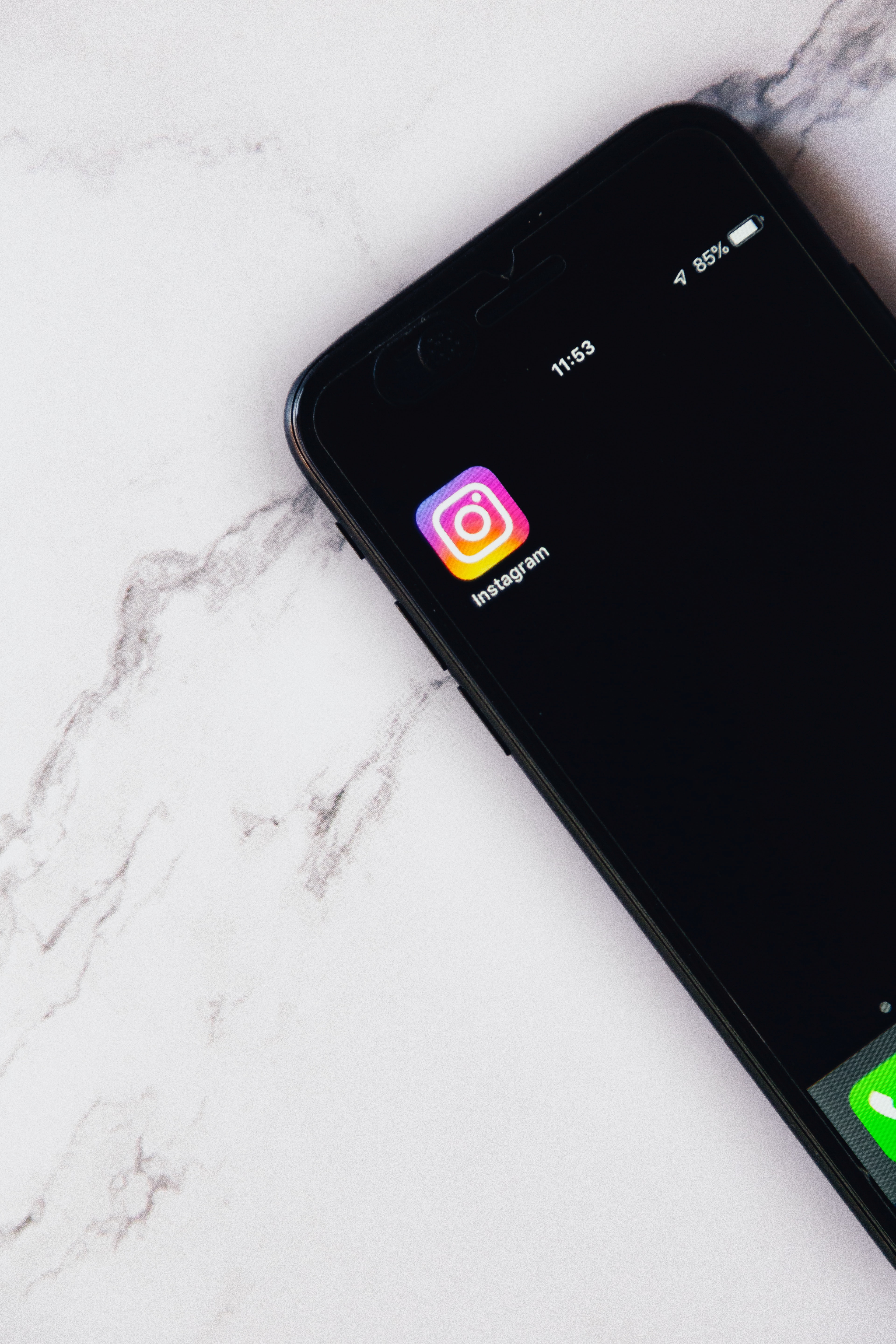 What Are Instagram Guides and How Can Marketers Use Them?