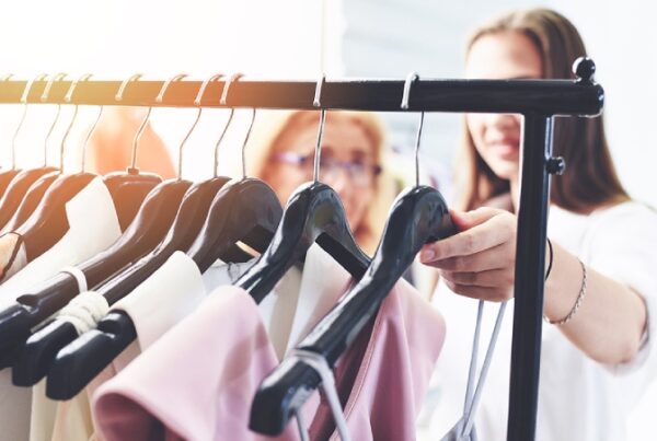 Unlock fashion marketing strategies that work. Learn how influencer campaigns, content, and storytelling help brands grow in today’s fast-moving market.