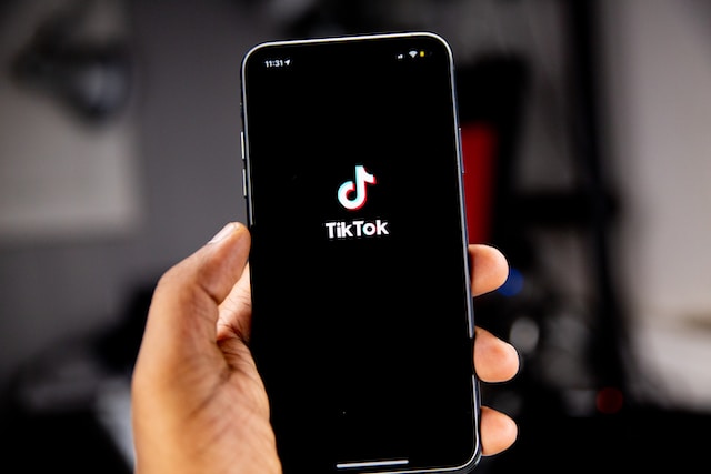 TikTok Singapore: How Influencer Campaigns Benefit Your Brand